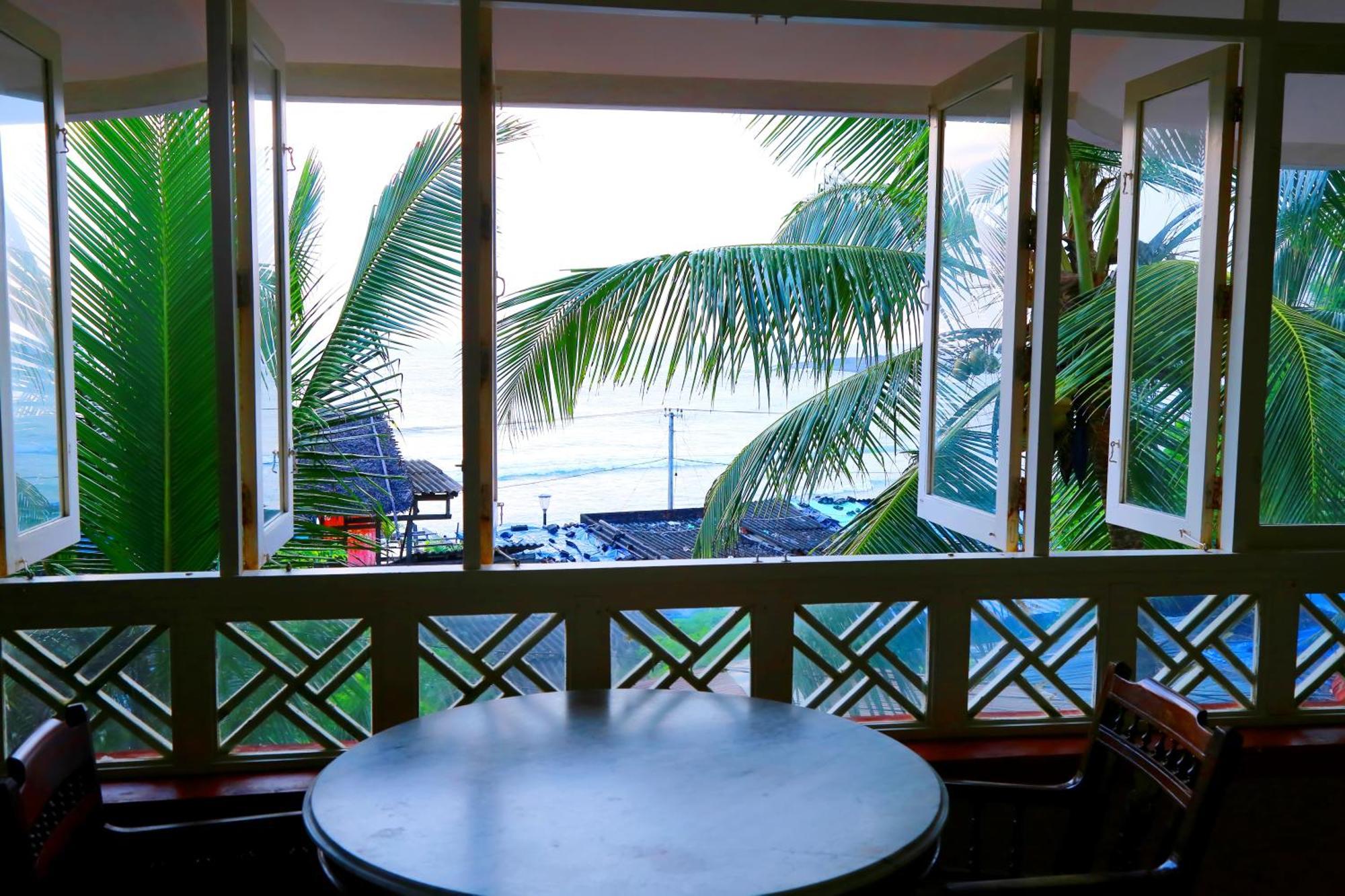 Little Elephant Beach Resort Ковалам Екстериор снимка