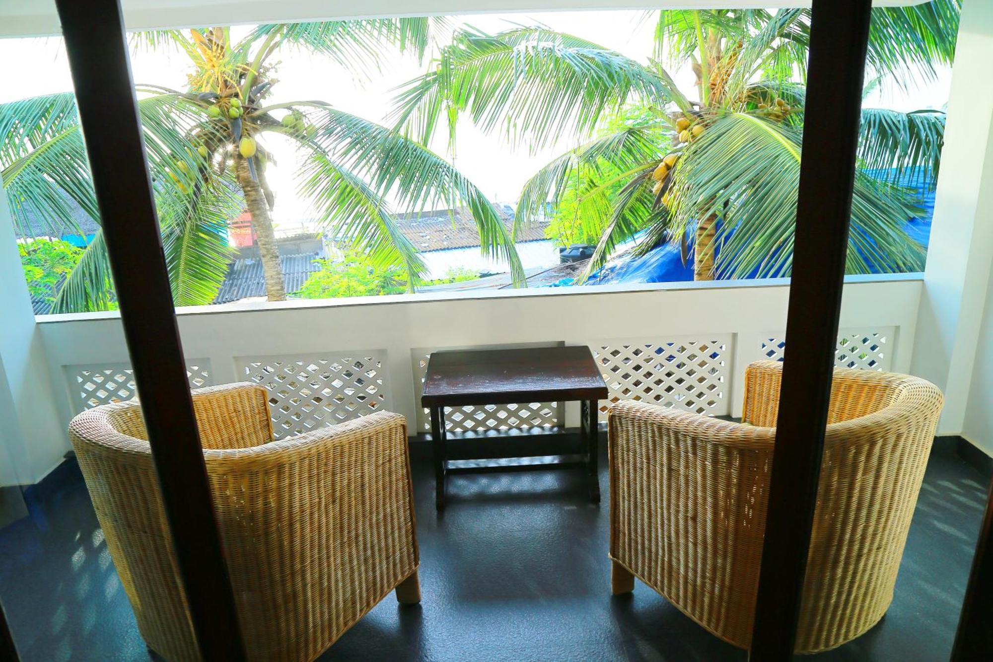Little Elephant Beach Resort Ковалам Екстериор снимка