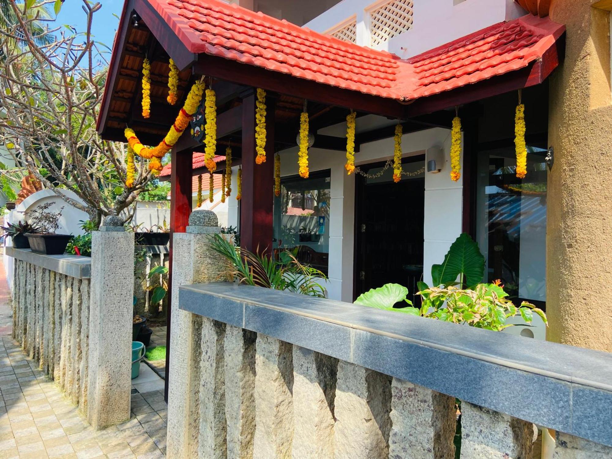 Little Elephant Beach Resort Ковалам Екстериор снимка
